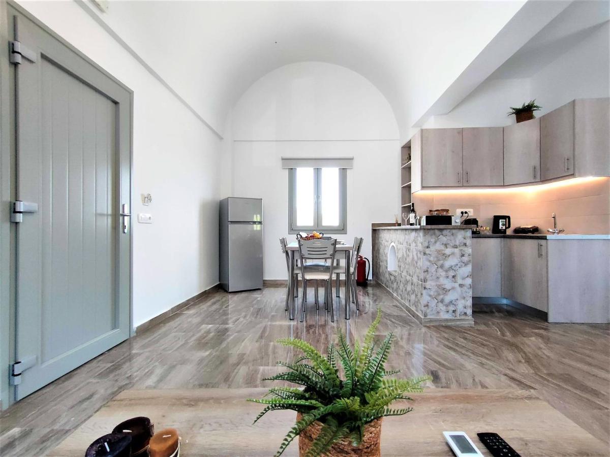 Studio Elpida Santorini Vóthon Eksteriør bilde