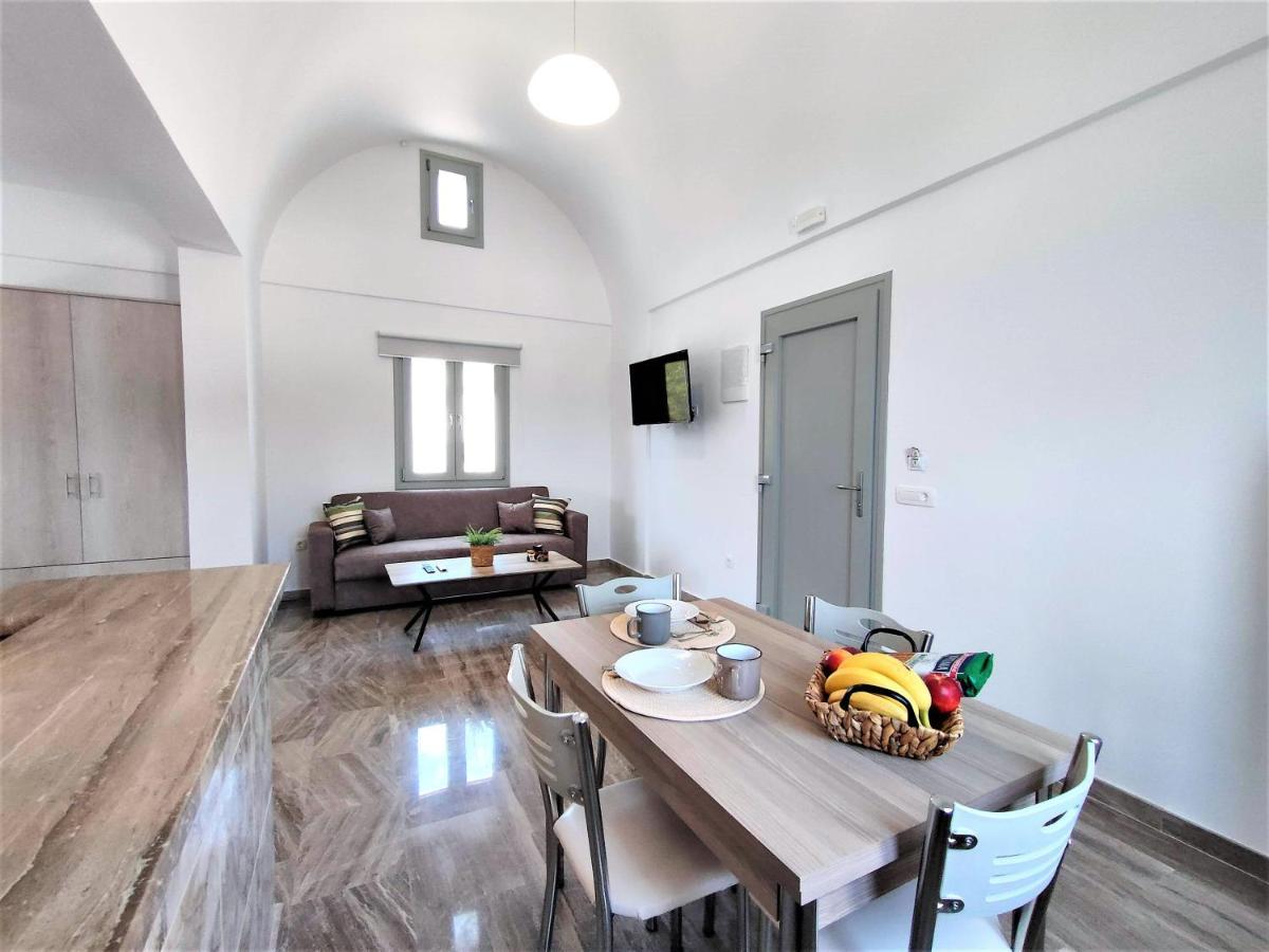 Studio Elpida Santorini Vóthon Eksteriør bilde